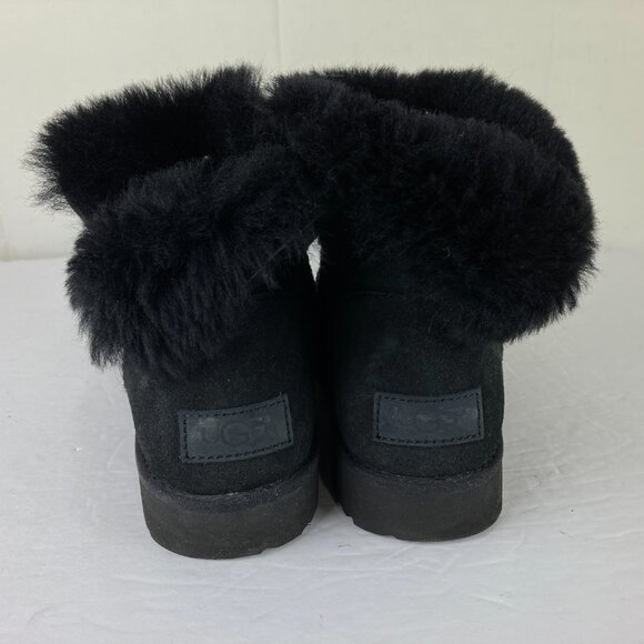 UGG Big Girls Sz 5 Black Suede Shortie Boots Shearling Lined Pull On Winter Fall - Picture 4 of 7